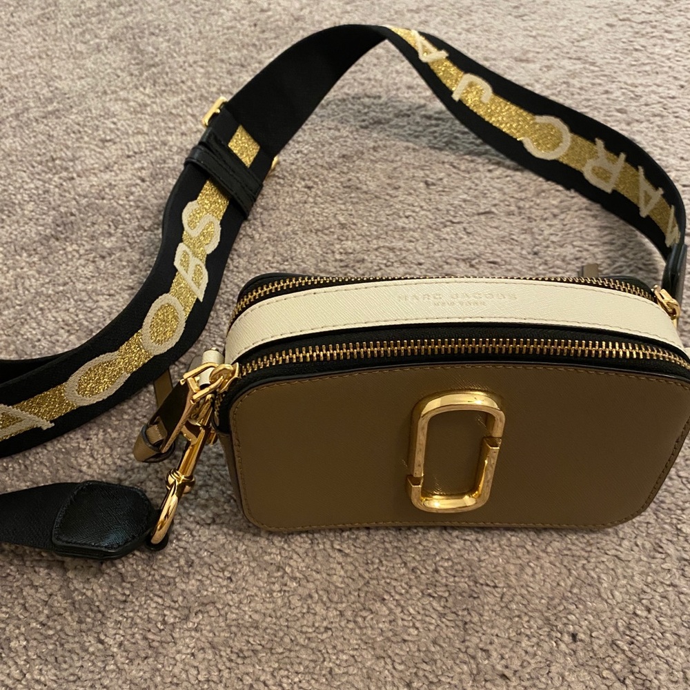 Marc Jacobs snapshot camera bag 4X7X5